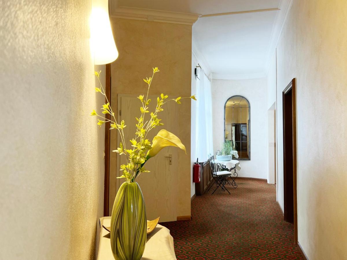 Hotel Kuehler Krug Freiburg im Breisgau Exterior foto